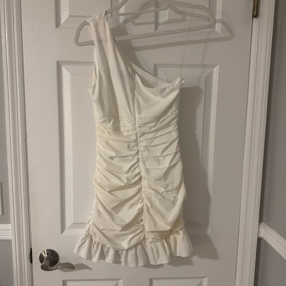 One-Shoulder White Ruffle Dress - Picture 2 of 4